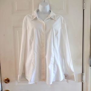 Jaclyn Smith Button Up White Women's Shirt. Size XXL/EEG